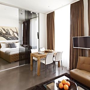 Studio met een King Size Bed